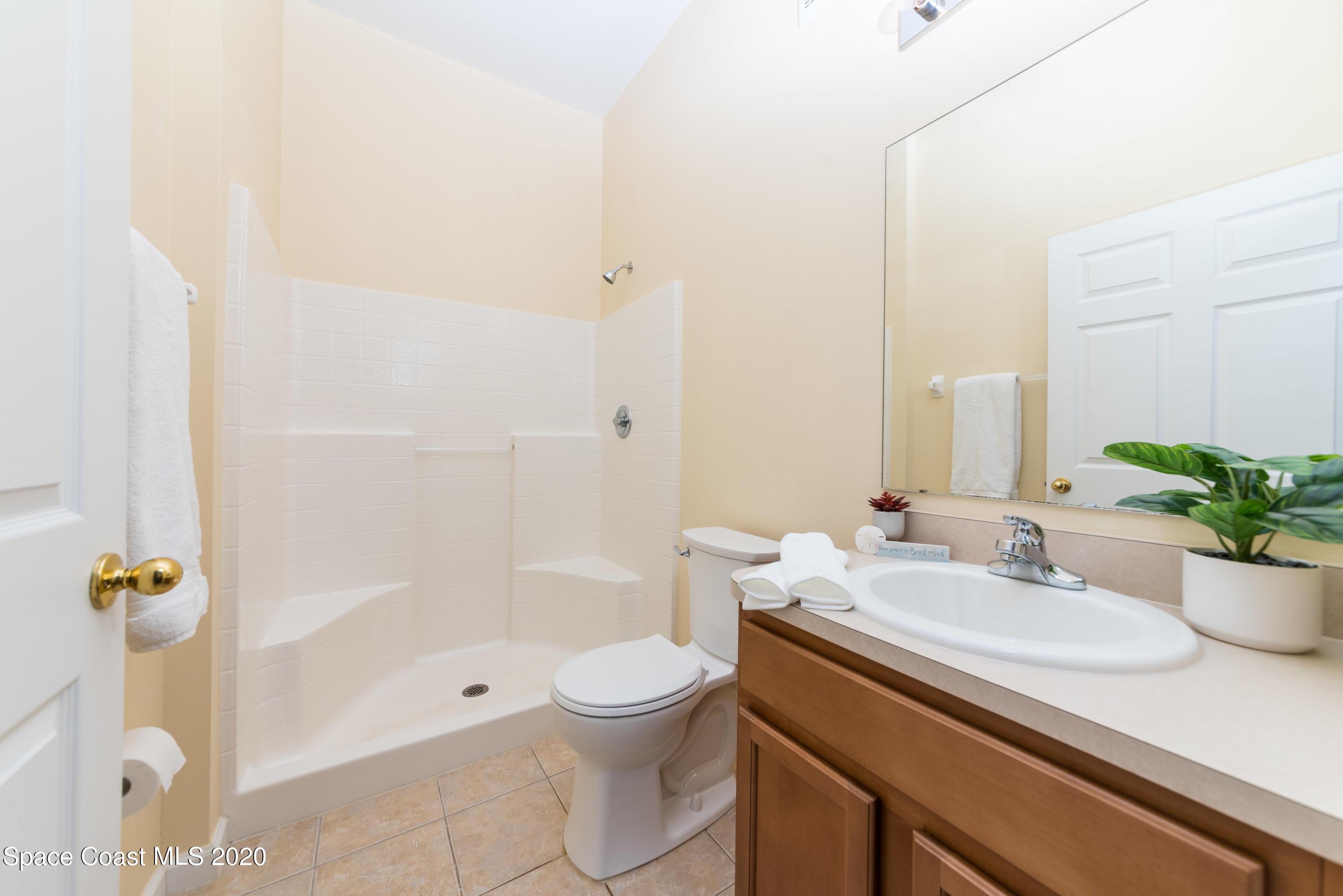 4037 Meander Place, Unit 101 Rockledge, FL 32955 - Photo 14 of 24 Master Bathroom
