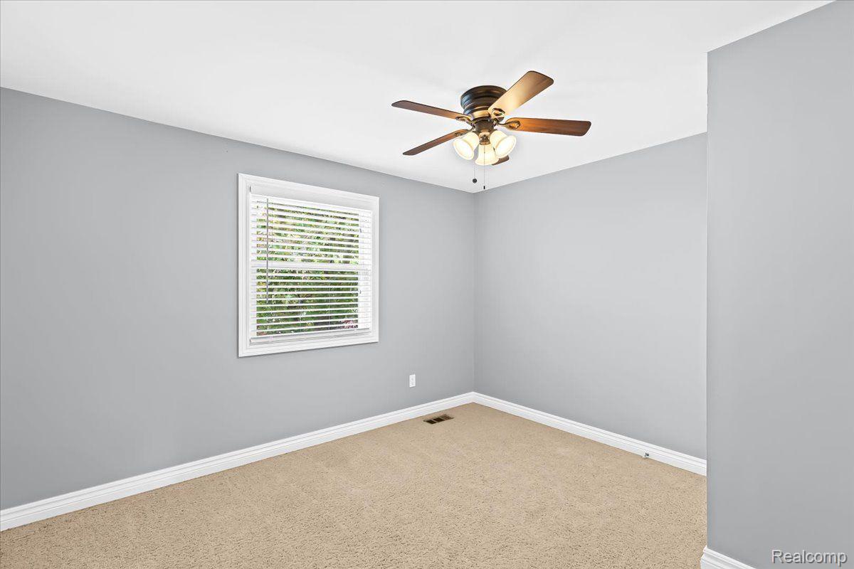 754 Kentucky Drive Rochester, MI 48307 - Photo 21 of 29 Gallery Image 21