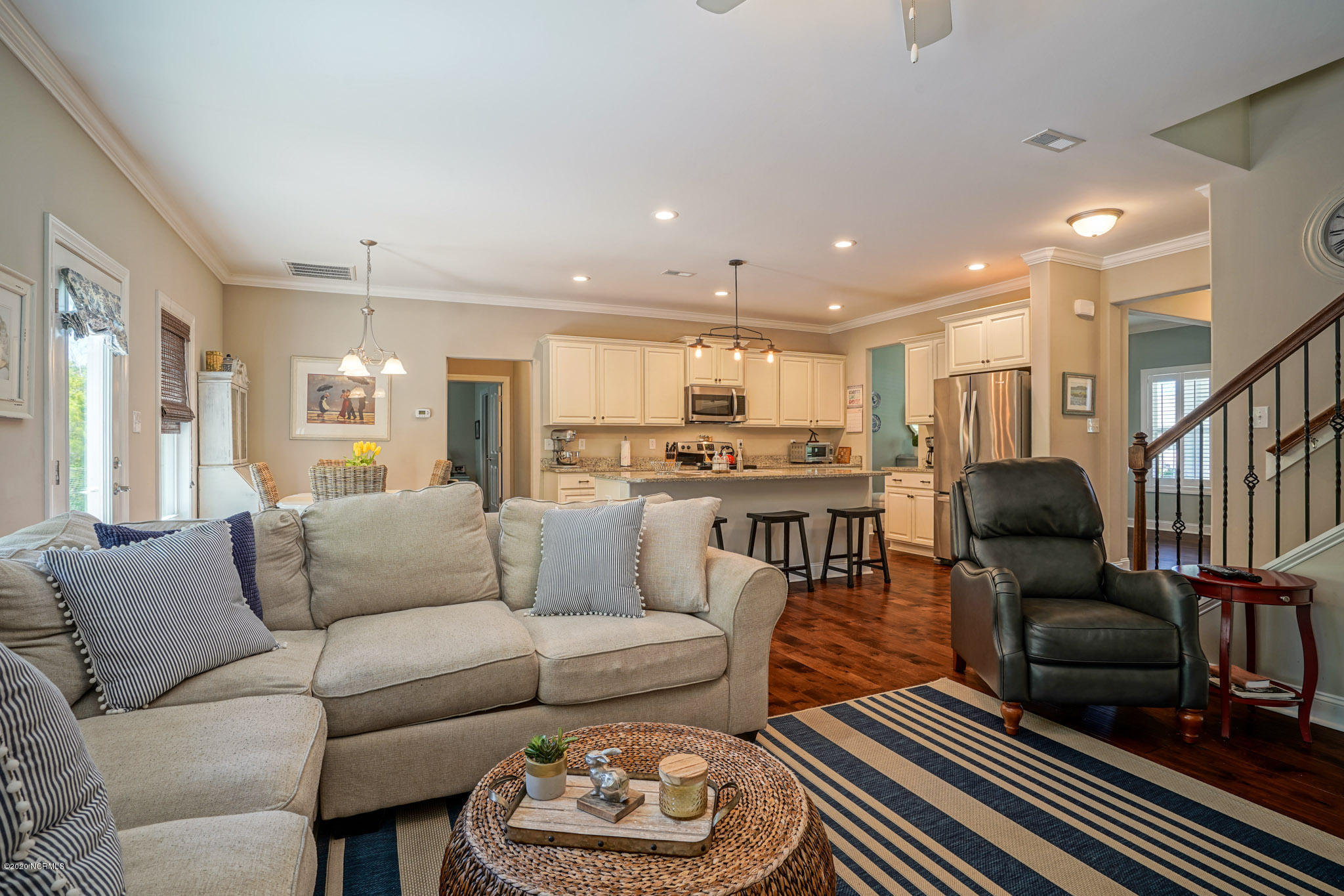 118 Scouts Bend Road Beaufort, NC 28516 - Photo 22 of 47 Living Room and Kitchen