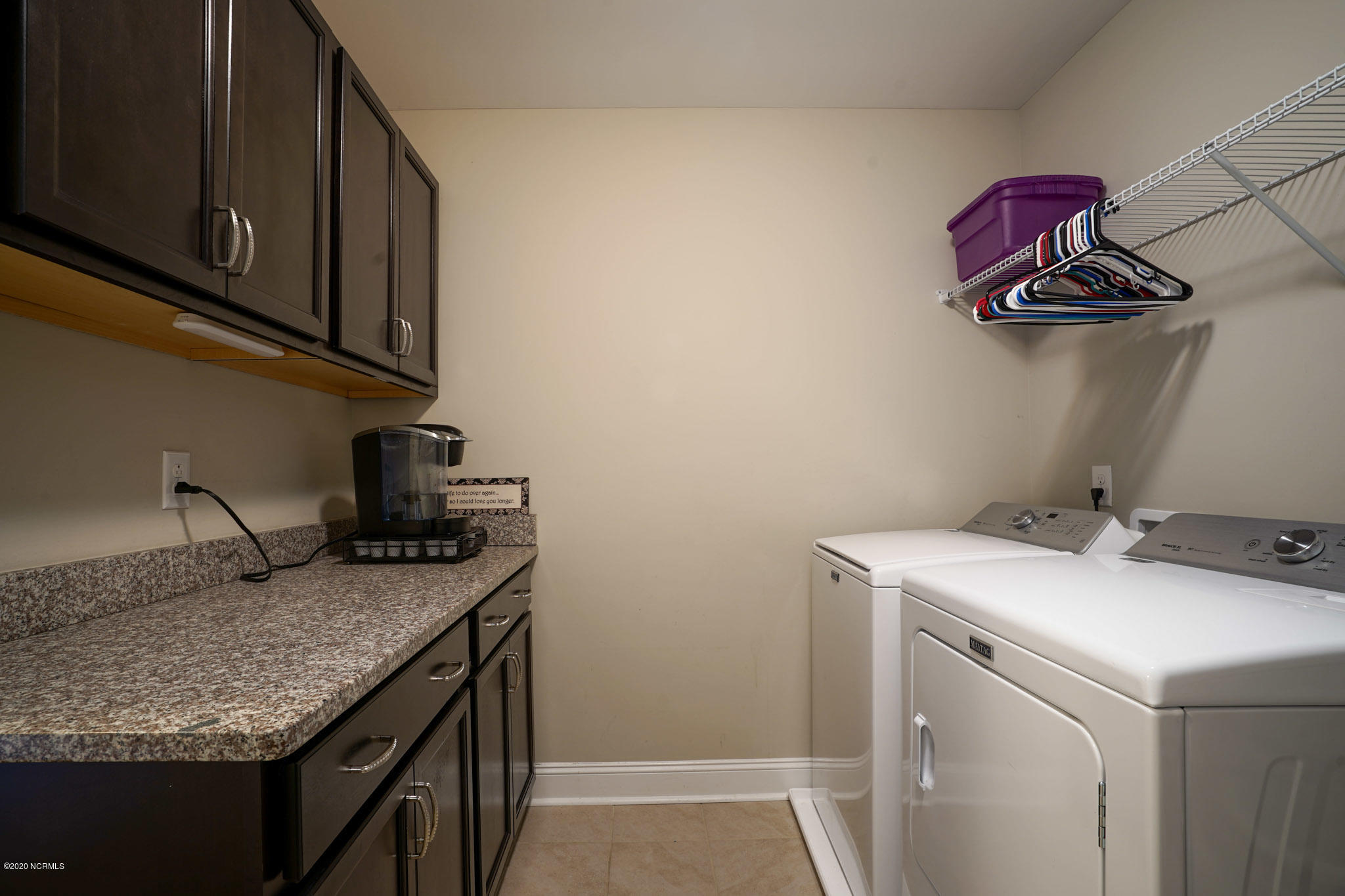 118 Scouts Bend Road Beaufort, NC 28516 - Photo 35 of 47 Upstairs Laundry and Coffee Area