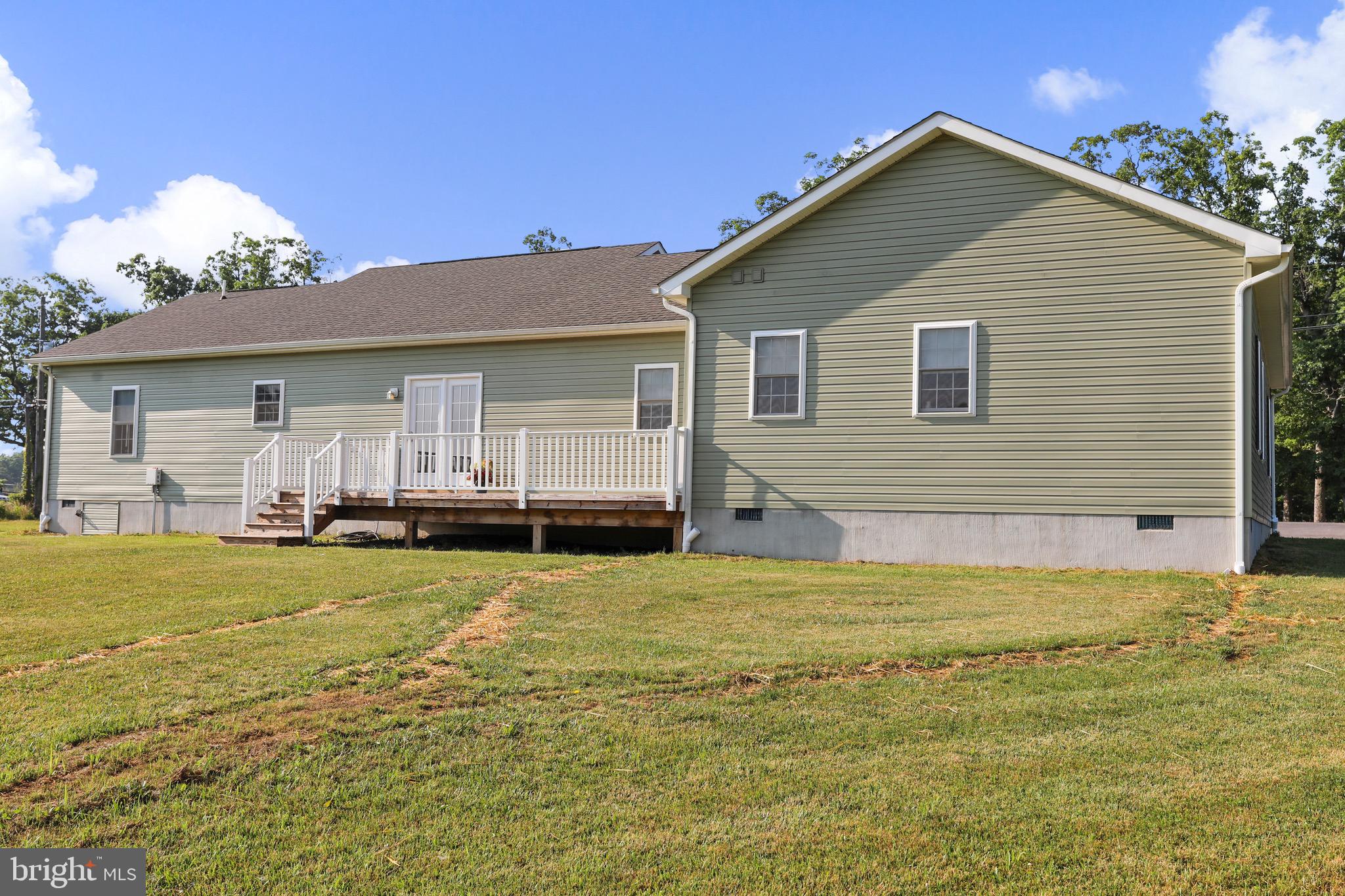 2787 Reliance Road Middletown, VA 22645 - Photo 11 of 53 rear view of home with deck