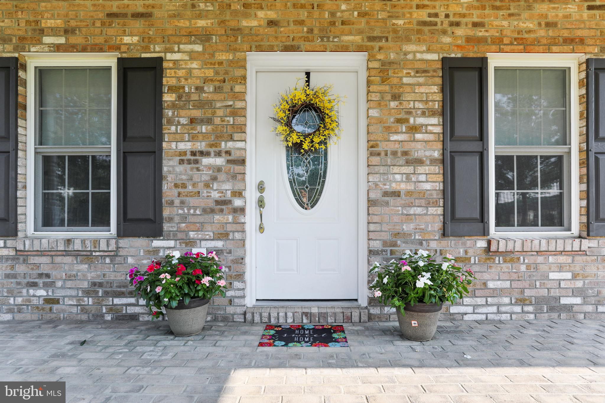2787 Reliance Road Middletown, VA 22645 - Photo 3 of 53 front porch