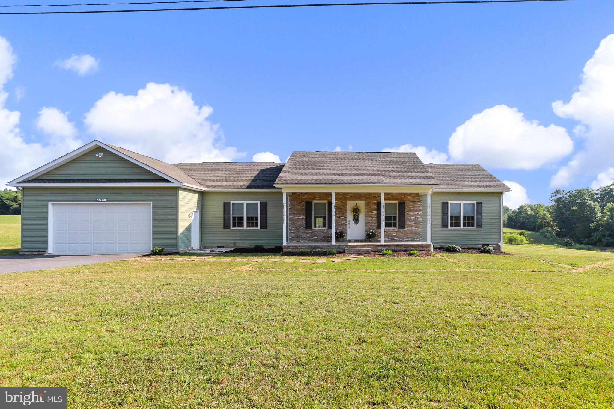 2787 Reliance Road Middletown, VA 22645 - Photo 5 of 53 front of home with covered front porch