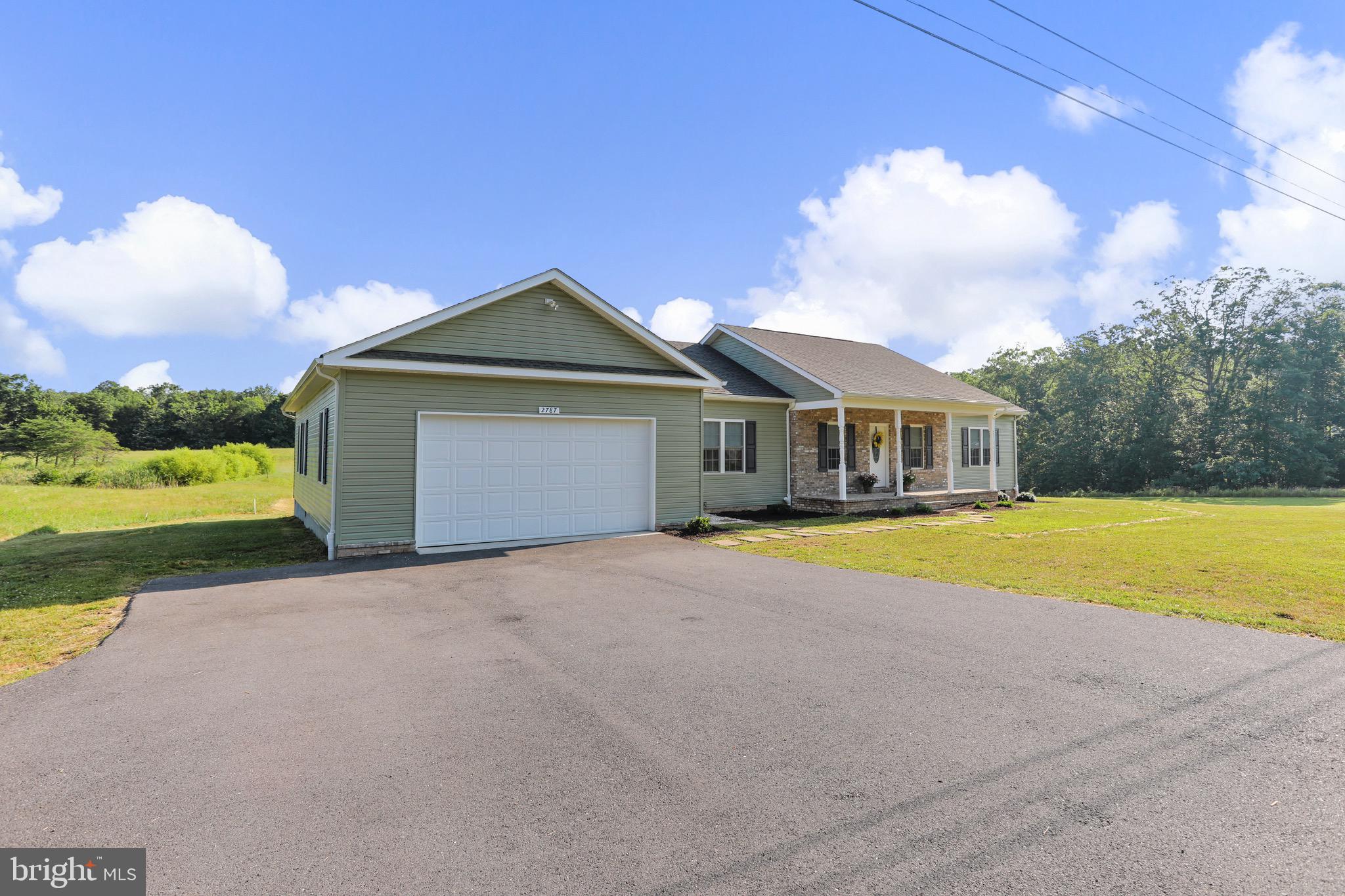 2787 Reliance Road Middletown, VA 22645 - Photo 6 of 53 front and side view of home