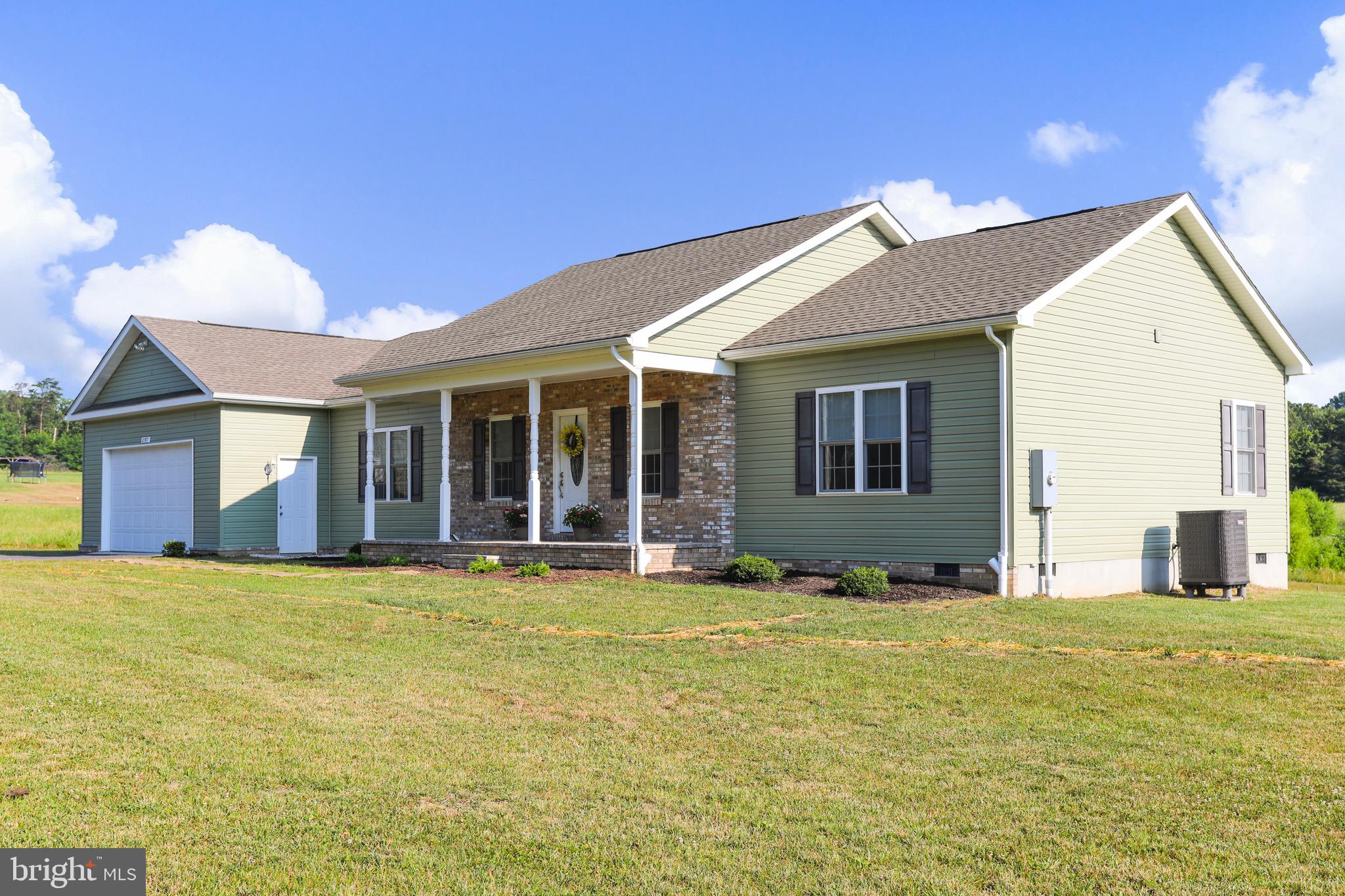 2787 Reliance Road Middletown, VA 22645 - Photo 8 of 53 side and front view of home