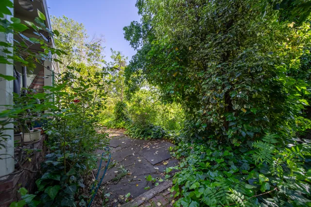 $515,000 | 2405 Cliff Drive, Redding, CA 96001