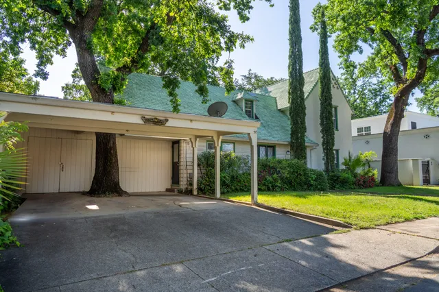 $515,000 | 2405 Cliff Drive, Redding, CA 96001