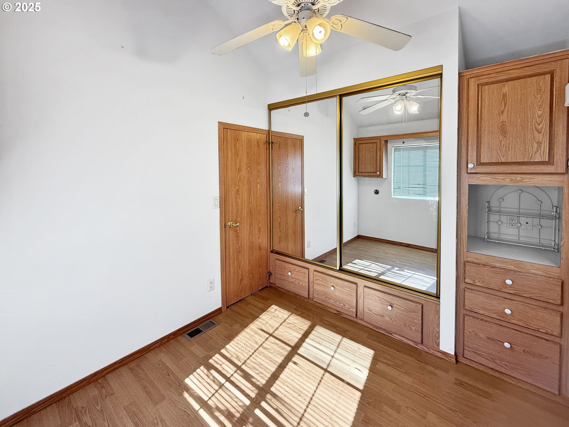 16219 Lower Harbor Road, Unit 20 Brookings, OR 97415 - Photo 8 of 18 Bedroom