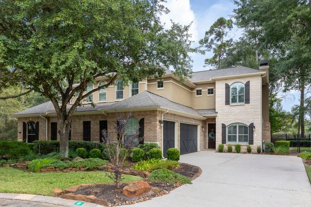 $850,000 | 10 Mill Point Place, The Woodlands, TX 77380