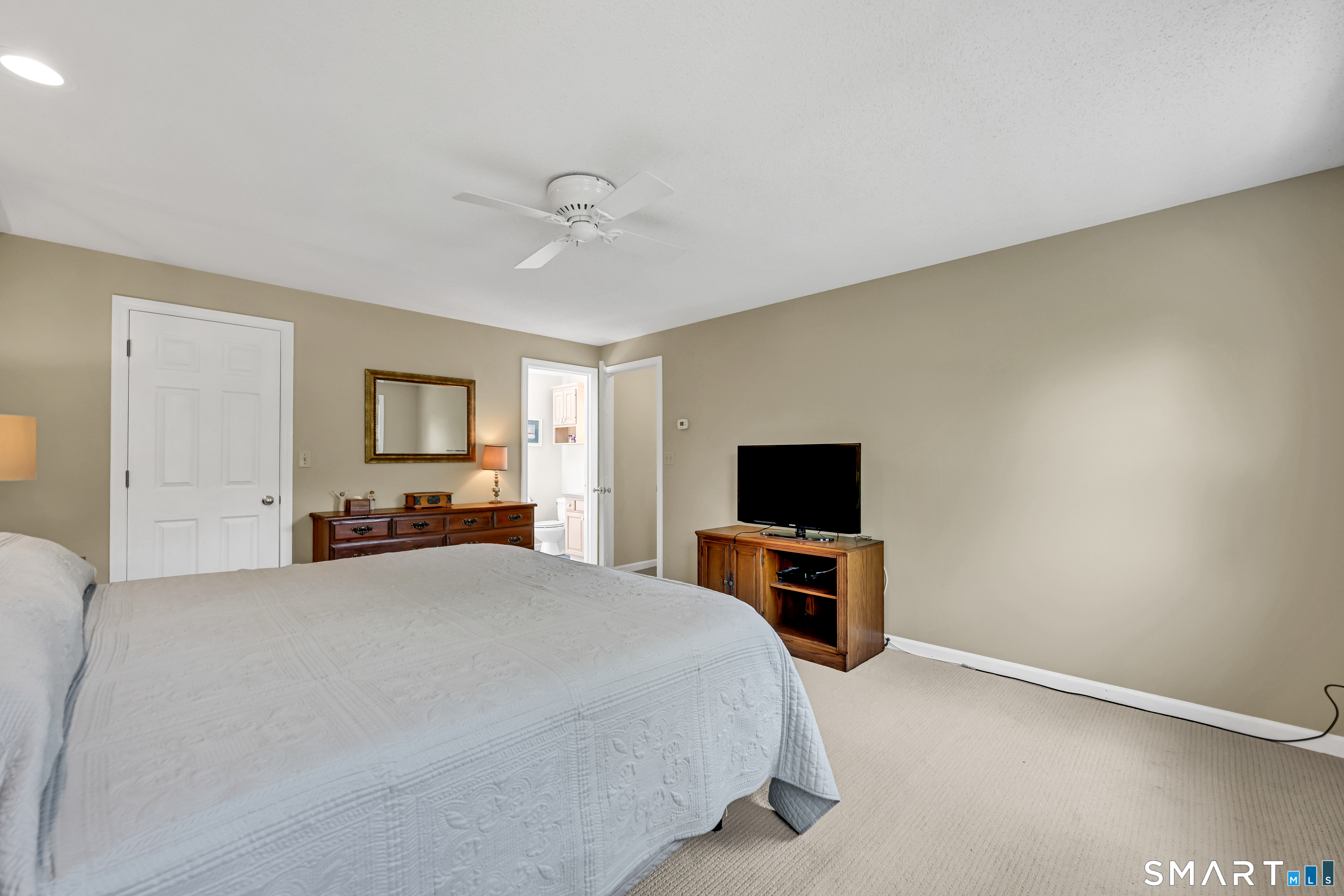 118 Mountain Spring Road Burlington, CT 06013 - Photo 23 of 40