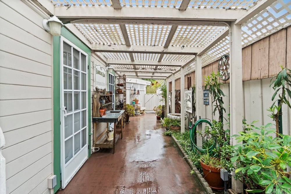 18777 Walnut Road Castro Valley, CA 94546 - Photo 67 of 68 a view of entryway with furniture