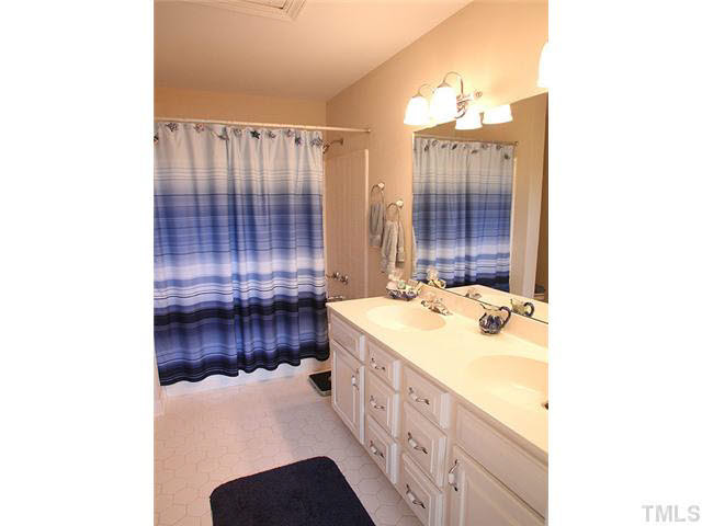 2105 Camrose Street Raleigh, NC 27608 - Photo 11 of 16 Photo 11