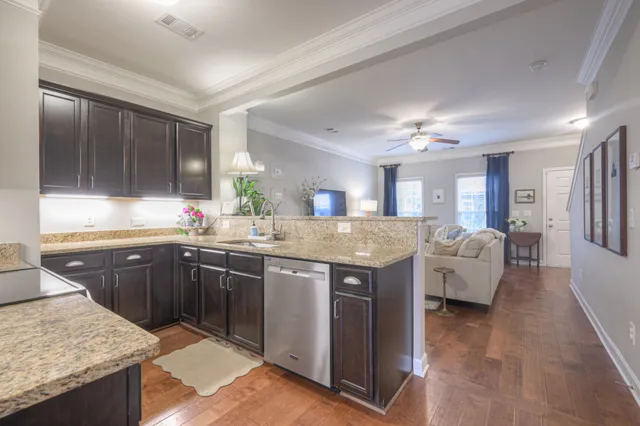 $325,000 | 2821 Sterlingshire Drive, Murfreesboro, TN 37128