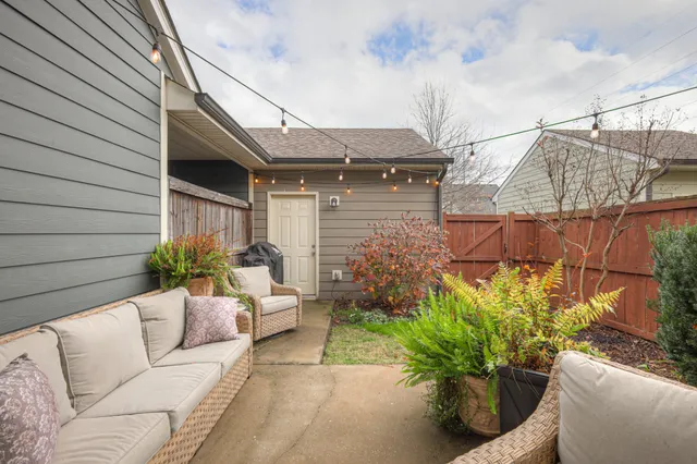 $325,000 | 2821 Sterlingshire Drive, Murfreesboro, TN 37128