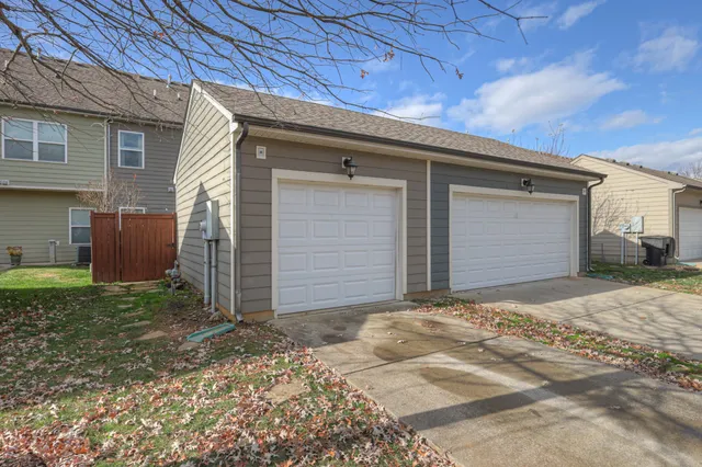 $325,000 | 2821 Sterlingshire Drive, Murfreesboro, TN 37128