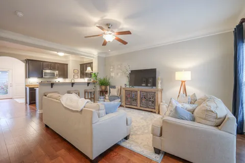 $325,000 | 2821 Sterlingshire Drive, Murfreesboro, TN 37128