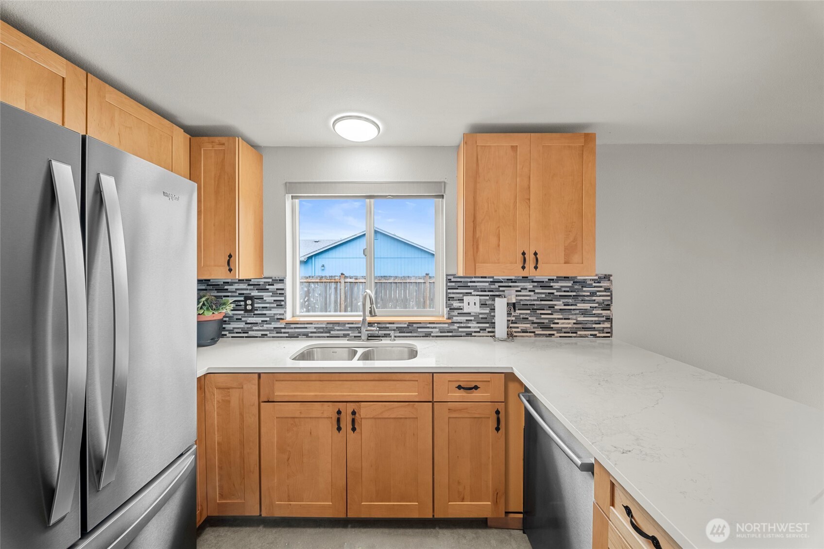 5931 184th Lane Southwest Rochester, WA 98579 - Photo 10 of 36