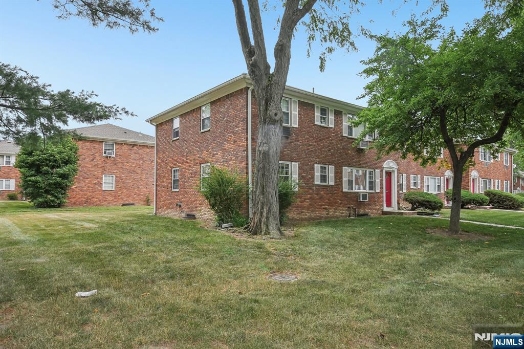 1255 A Valley Road, Unit 15 Wayne, NJ 07470 - Photo 2 of 25