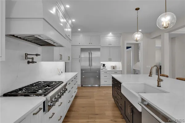 $2,350,000 | 4975 Spaulding Drive, Clarence, NY 14031