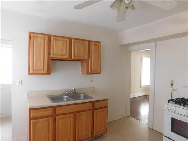 56-58 Edwin Street, Unit 2 Bridgeport, CT 06607 - Photo 5 of 9