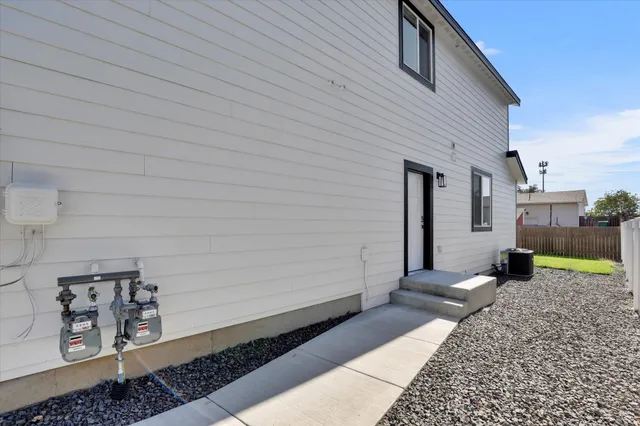 $650,000 | 13813 West Redding Drive, Unit 13811 W REDDING DR, Airway Heights, WA 99001