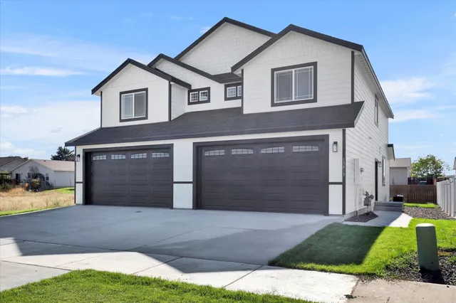 $650,000 | 13813 West Redding Drive, Unit 13811 W REDDING DR, Airway Heights, WA 99001