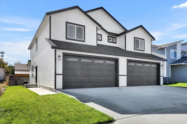 $650,000 | 13813 West Redding Drive, Unit 13811 W REDDING DR, Airway Heights, WA 99001