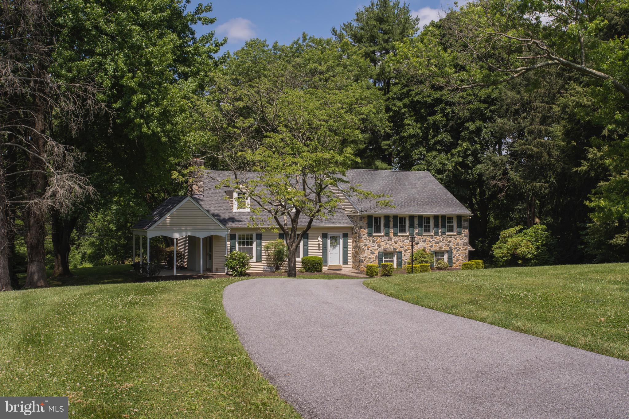 649 Colonel Dewees Road Wayne, PA 19087 - Photo 3 of 37