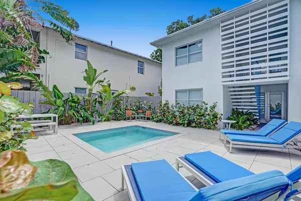 $4,000 | 625 Northeast 13th Avenue, Unit 2, Fort Lauderdale, FL 33304