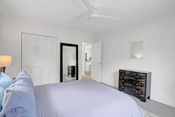 $4,000 | 625 Northeast 13th Avenue, Unit 2, Fort Lauderdale, FL 33304