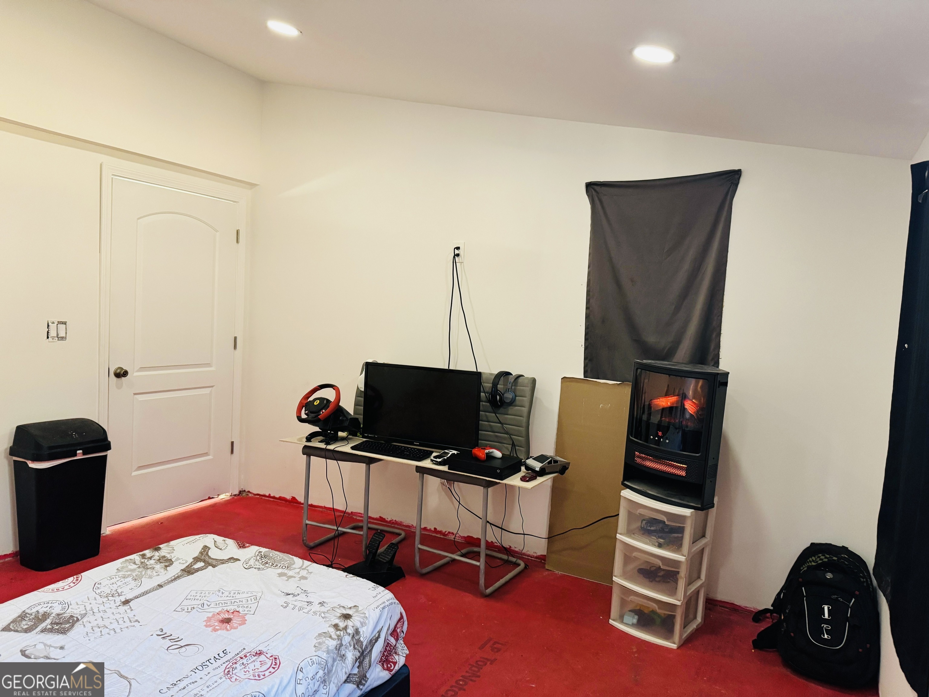 508 McKibben Road Buchanan, GA 30113 - Photo 16 of 20 a living room with furniture and a flat screen tv