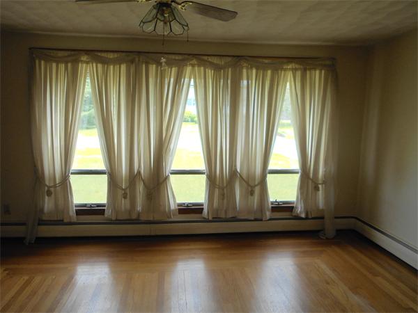 712 Rathbun Street Blackstone, MA 01504 - Photo 12 of 19 Gallery Image 12