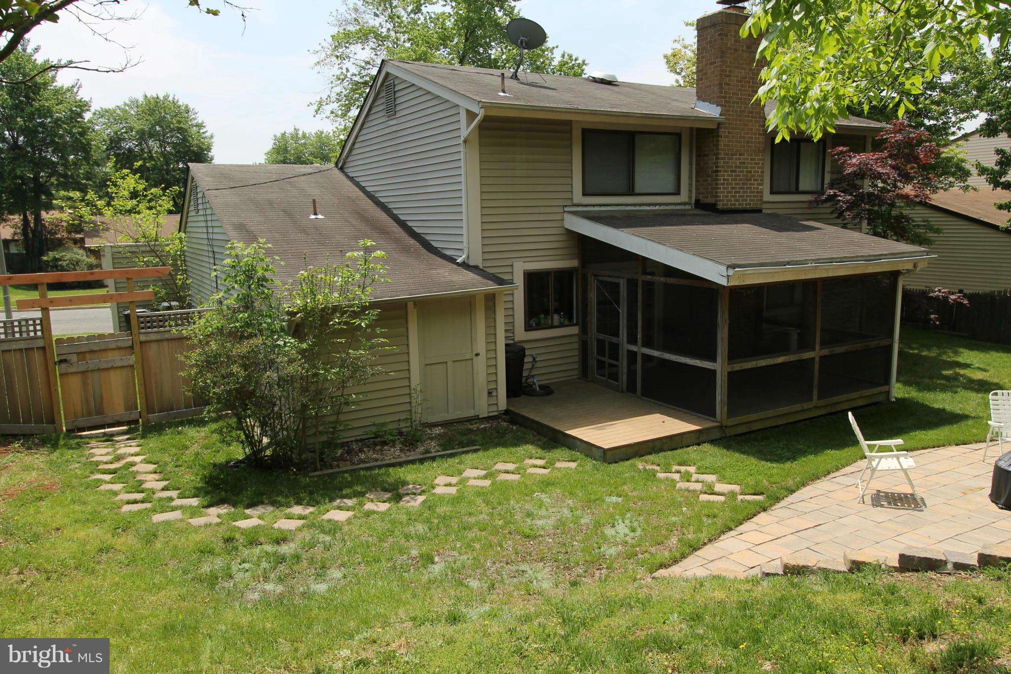 4424 Flintstone Road Alexandria, VA 22306 - Photo 2 of 17 Exterior (Rear)