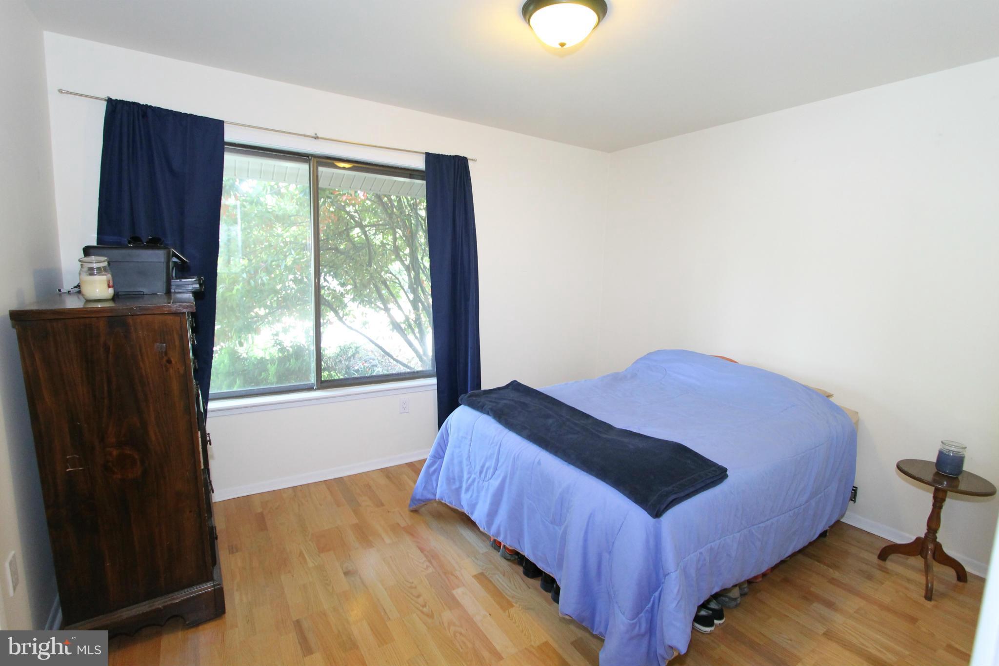 4424 Flintstone Road Alexandria, VA 22306 - Photo 12 of 17 Bedroom