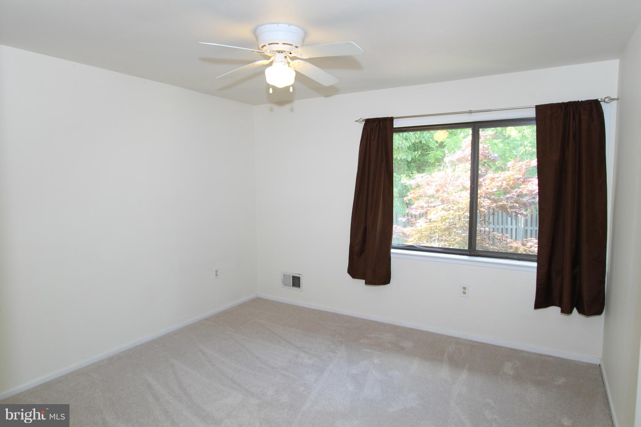 4424 Flintstone Road Alexandria, VA 22306 - Photo 14 of 17 Bedroom