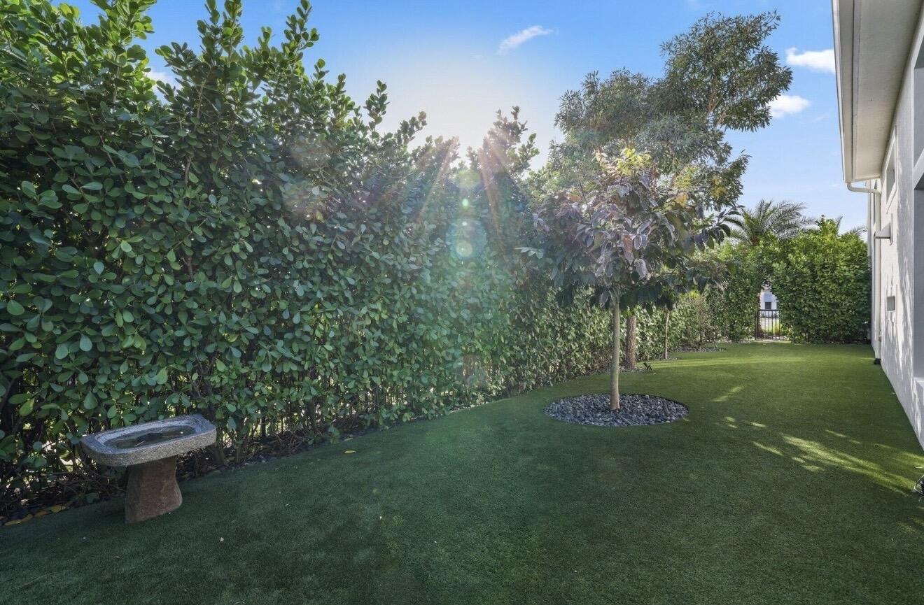 6903 Northwest 28th Avenue Boca Raton, FL 33496 - Photo 53 of 55 a view of a backyard of the house