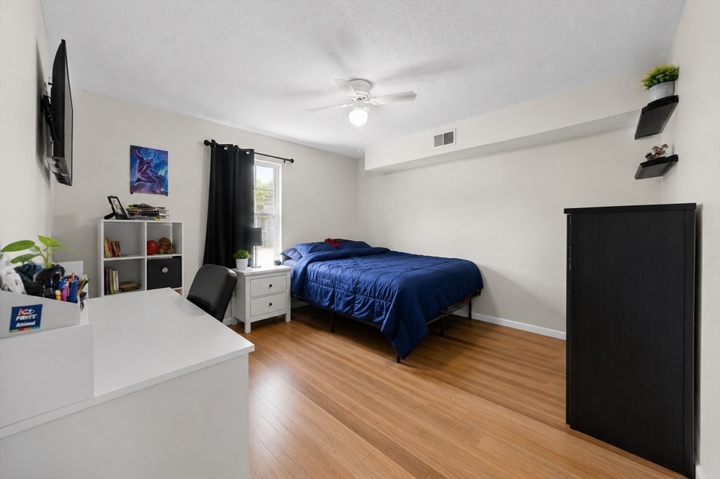526 Third Street Fall River, MA 02721 - Photo 26 of 35