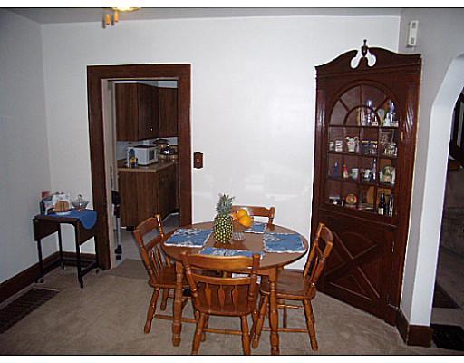 2502 Woodside Avenue Springfield, OH 45503 - Photo 9 of 25