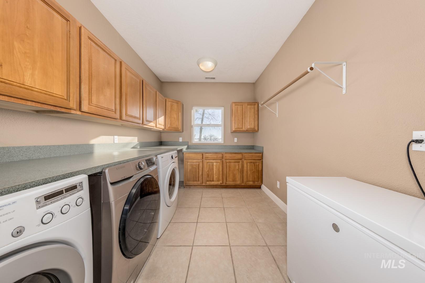 1280 Southwest 3rd Avenue Fruitland, ID 83619 - Photo 14 of 49