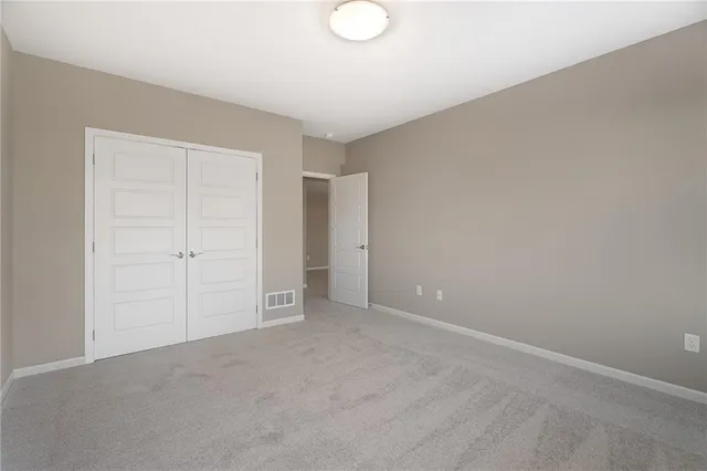 $623,160 | 7000 Northeast 102nd Court, Kansas City, MO 64156