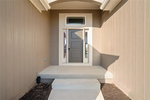 $623,160 | 7000 Northeast 102nd Court, Kansas City, MO 64156