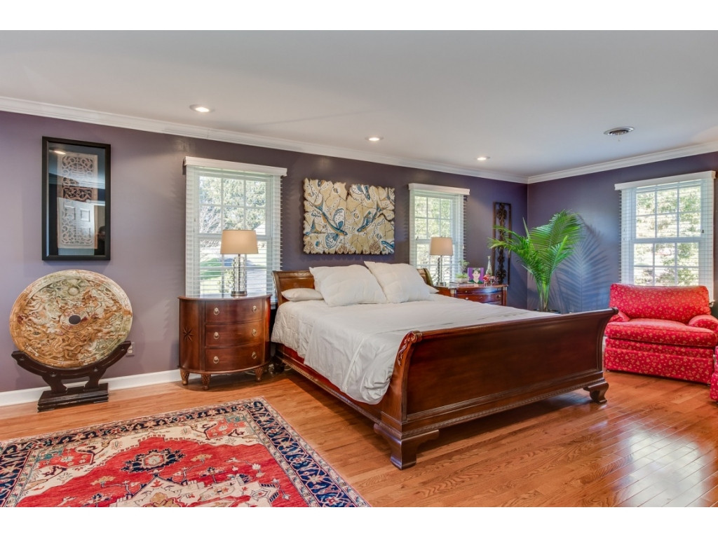230 Galway Road Bristol, TN 37620 - Photo 19 of 36 Master bedroom