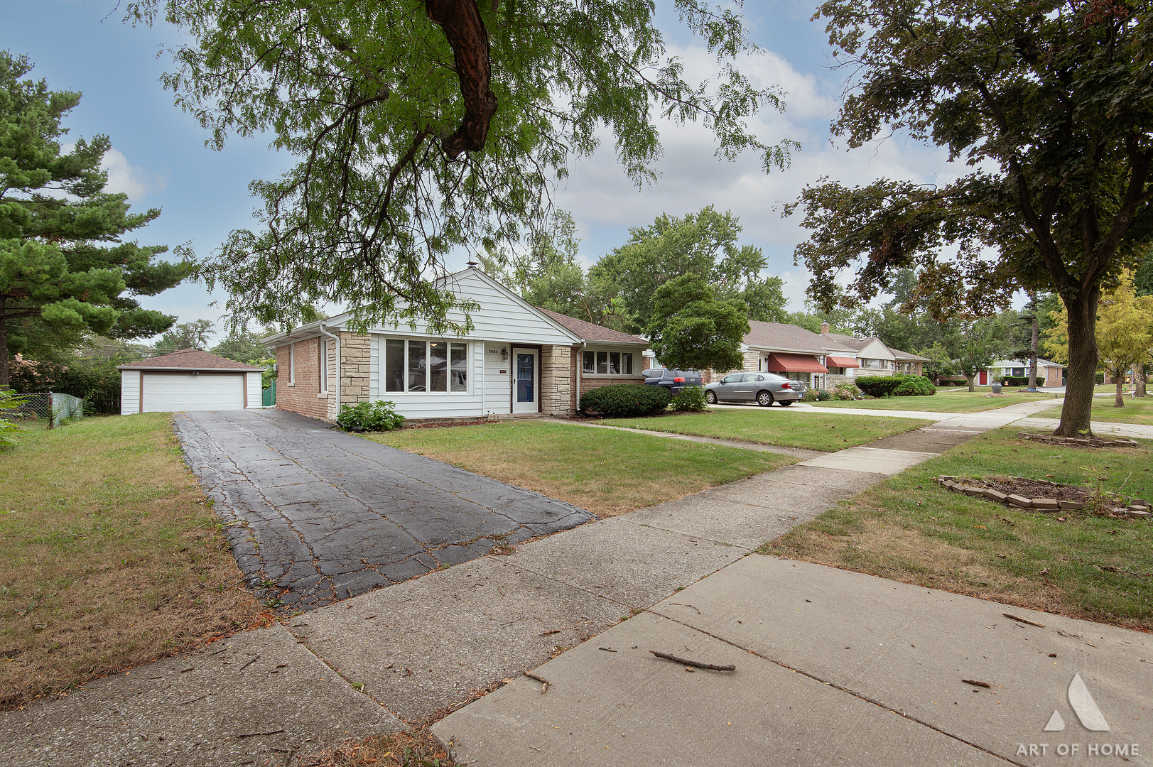17633 Hillside Avenue Homewood, IL 60430 - Photo 1 of 35 Gallery Image 1