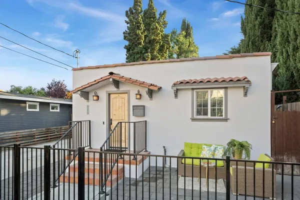 $699,000 | 920 West Julian Street, San Jose, CA 95126