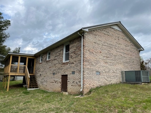 322 Petty Road Smithville, TN 37166 - Photo 4 of 24 Gallery Image 4