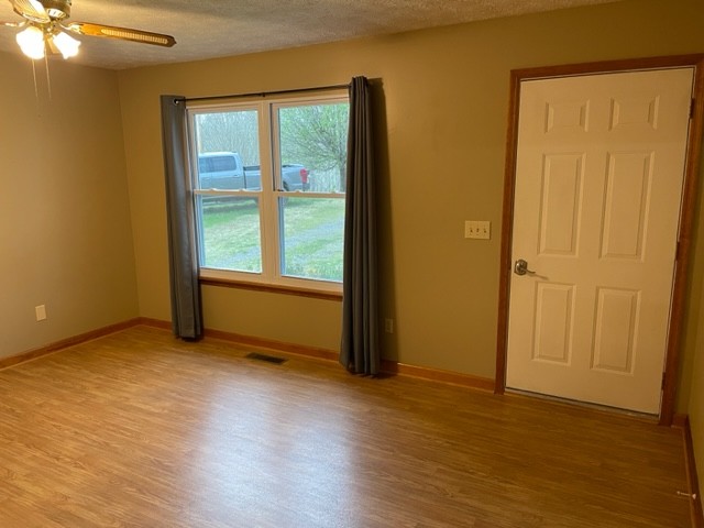 322 Petty Road Smithville, TN 37166 - Photo 7 of 24 Gallery Image 7