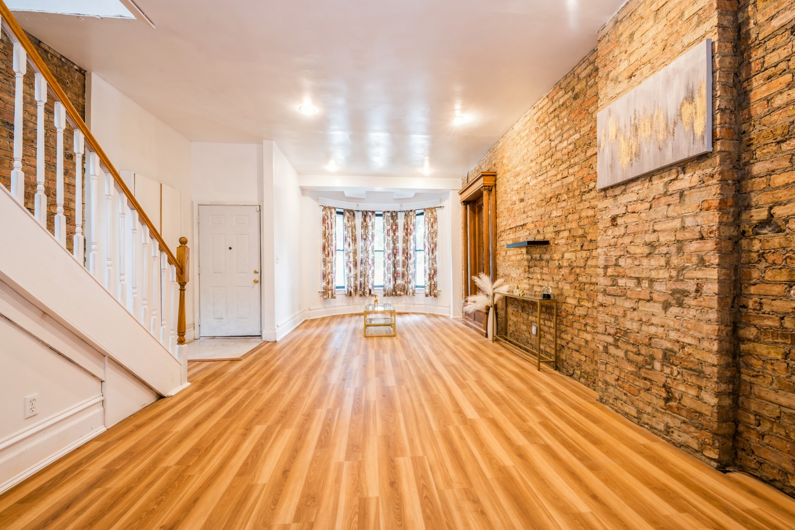 4937 South Prairie Avenue Chicago, IL 60615 - Photo 3 of 15 a view of an entryway with wooden floor