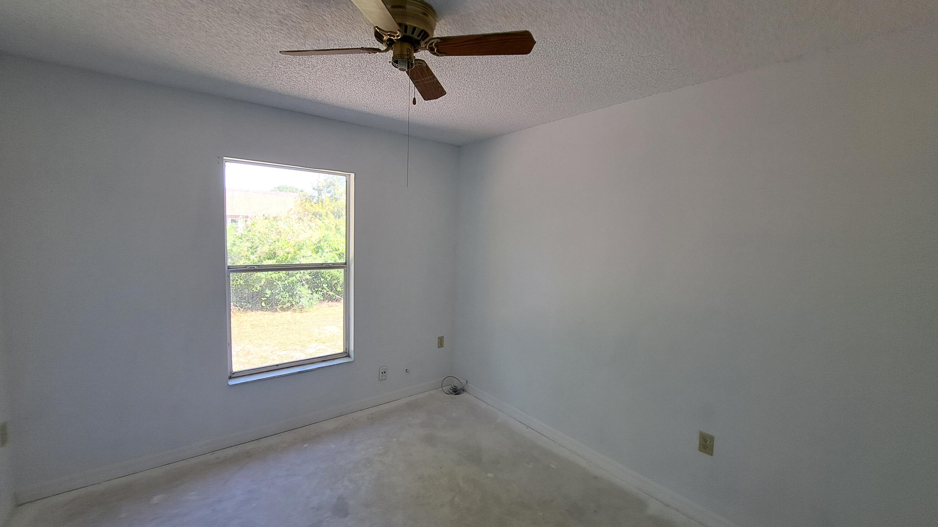 687 Raleigh Road Southeast Palm Bay, FL 32909 - Photo 17 of 26 Guest Room 1b