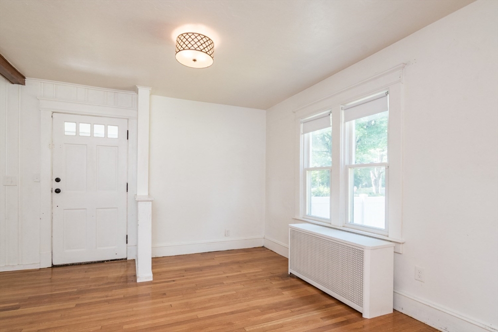 170 Plumtree Road Springfield, MA 01118 - Photo 14 of 31