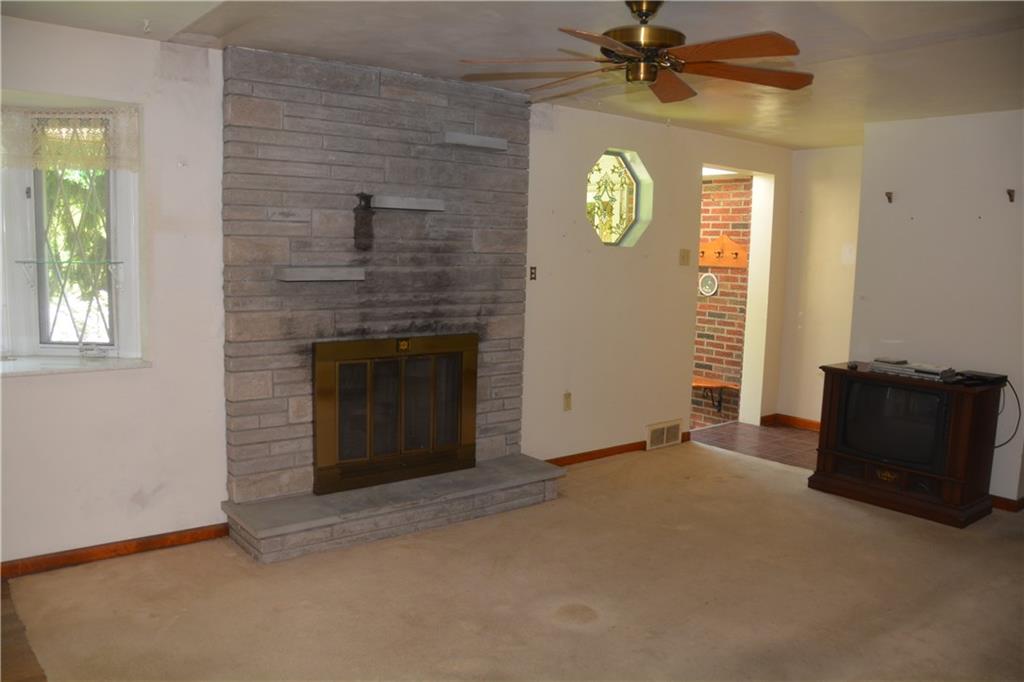 113 Reis Run Road Pittsburgh, PA 15237 - Photo 6 of 17